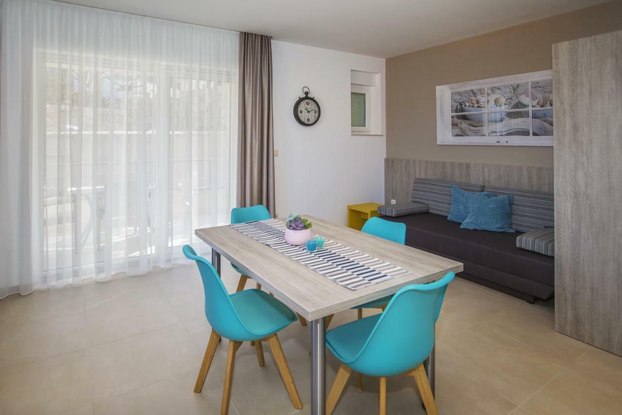 Apartments Capic Niko Башка Екстер'єр фото